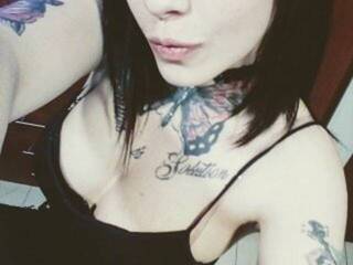 エロティックなビデオチャット MiluHott