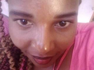 エロティックなビデオチャット Mimah