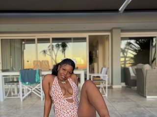 エロティックなビデオチャット Mimiea