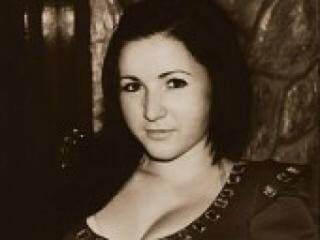 エロティックなビデオチャット miolips