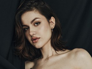 エロティックなビデオチャット MiraBelle