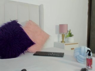 エロティックなビデオチャット Miranda-Rogers