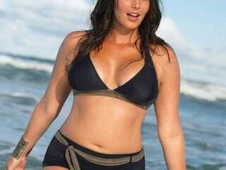 エロティックなビデオチャット mirinka2016