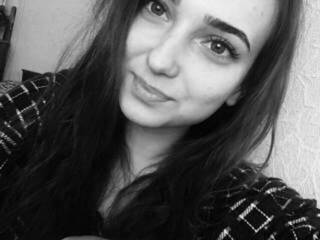 エロティックなビデオチャット miroslava20