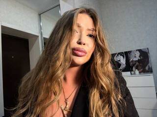 エロティックなビデオチャット Sssakharok