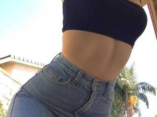 エロティックなビデオチャット MissAlina