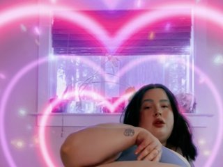 エロティックなビデオチャット MissBika