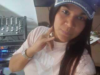 エロティックなビデオチャット MissDevorah