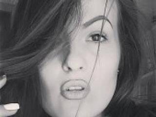 エロティックなビデオチャット missisdevil