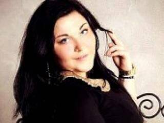 エロティックなビデオチャット missnatik