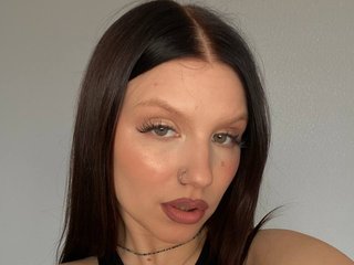 エロティックなビデオチャット its_nicki_m