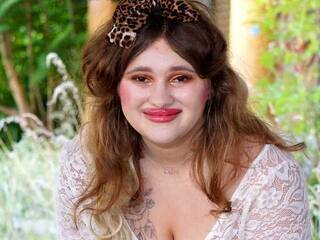 エロティックなビデオチャット MissZuleea