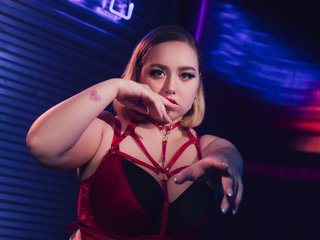 エロティックなビデオチャット MistressOfYours