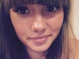 エロティックなビデオチャット miyalove