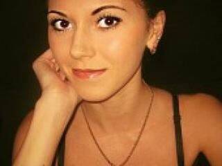 エロティックなビデオチャット mmmiiisss