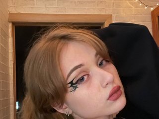 エロティックなビデオチャット mnepohuyy