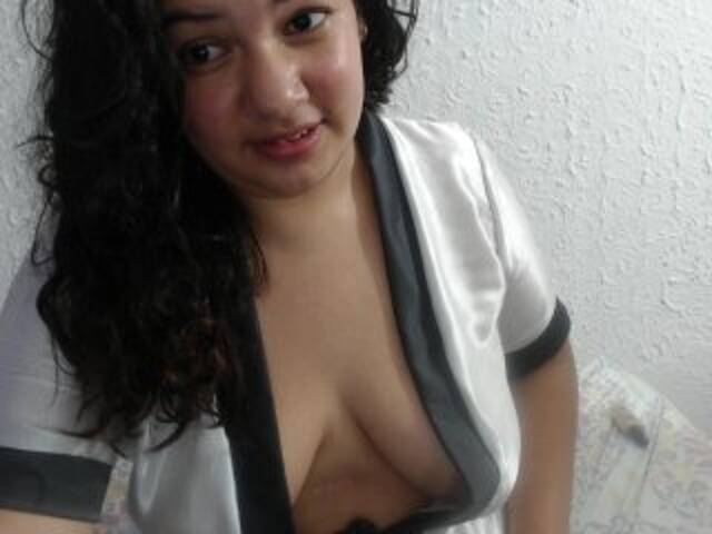 ブロードキャストスクリーンショット MollyBaker