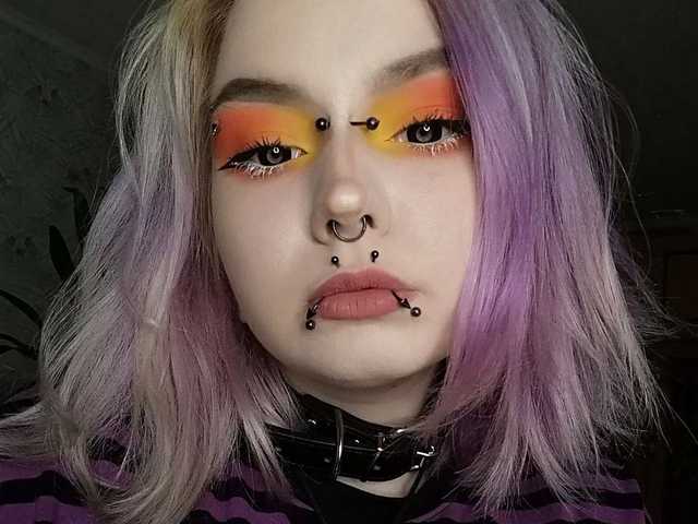 プロフィールの写真 MollyViolet