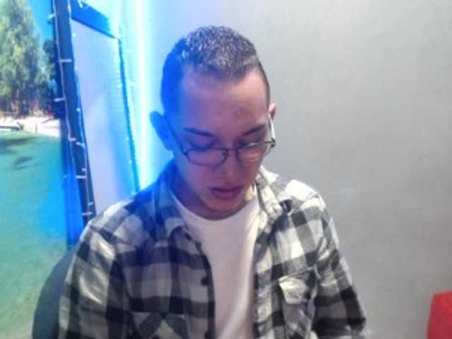 ブロードキャストスクリーンショット MommysPervers