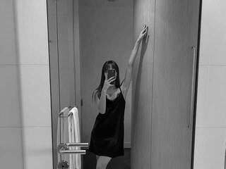 エロティックなビデオチャット monalisa-2