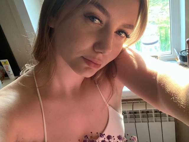 プロフィールの写真 moni-cartier