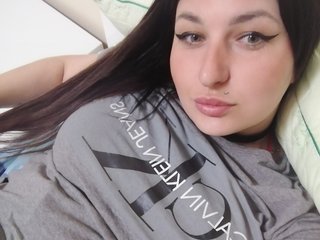 エロティックなビデオチャット MonicaMilf