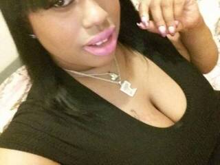 エロティックなビデオチャット Monikastorm