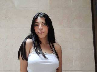 エロティックなビデオチャット MoonCollins