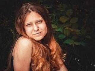 エロティックなビデオチャット mopsymur