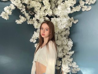 エロティックなビデオチャット morepolly