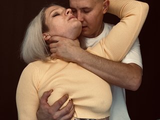エロティックなビデオチャット MrMrsRight
