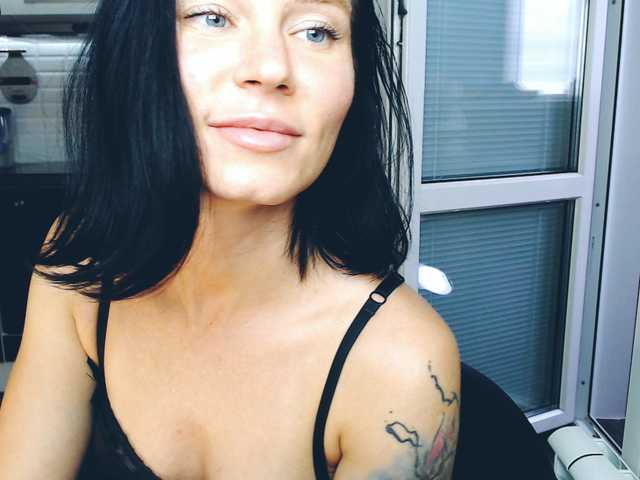 ブロードキャストスクリーンショット MsLatikaX