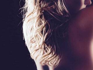 エロティックなビデオチャット Mymilfmila1