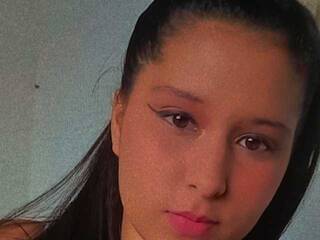 エロティックなビデオチャット nahomi-bloom