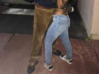 エロティックなビデオチャット Nahomixjohn