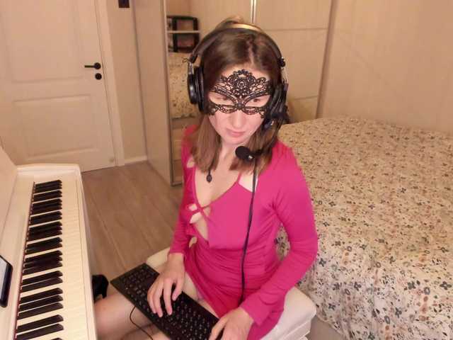 写真 PianoGirl Hi everyone. I am Anastasia :) 101 Take off dress, 102 put on dress, 103 change the dress, 70 autodj - dance, 1001 - to cut the dress my choice, 3001 - to cut the dress your choice, 10001 - take off mask