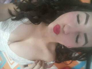 エロティックなビデオチャット NannyMoon