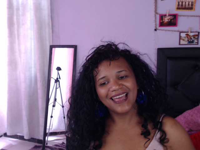 写真 NaomiRush Today a great day... with wanting to play with everyone.. guys want to do evil things ? Play ? I am very accomodating and i love being your girl... #cum #pussy #latina #ebony #Milf In Quarantine