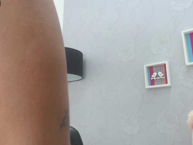 ブロードキャストスクリーンショット Naomissmith