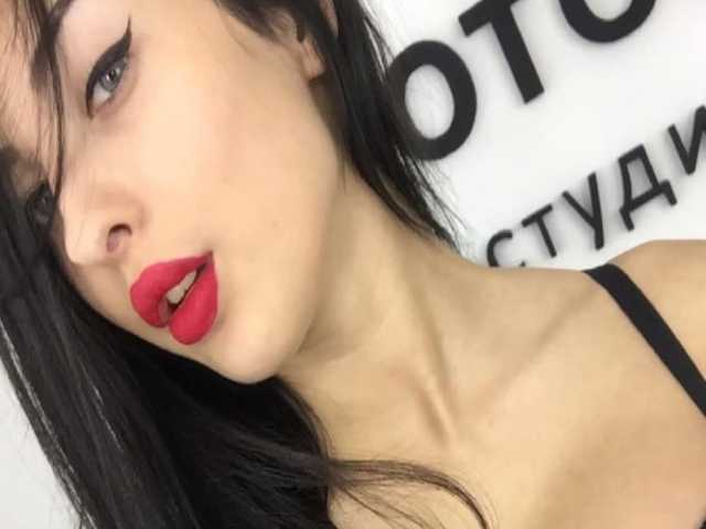 プロフィールの写真 Nastya-strip