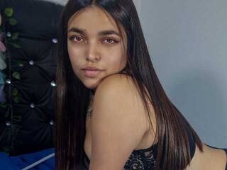 エロティックなビデオチャット nath-lliphi