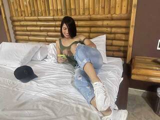 エロティックなビデオチャット Naty-sex