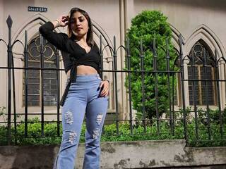 エロティックなビデオチャット natygarcia