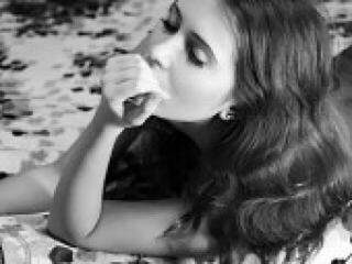 エロティックなビデオチャット natyssikcat