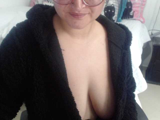 ブロードキャストスクリーンショット naugthy1