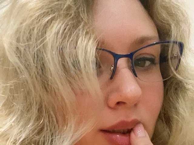 プロフィールの写真 NERVOMOTINA