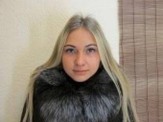 エロティックなビデオチャット nezhnayaa