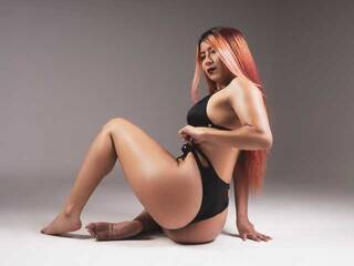 エロティックなビデオチャット NiaCrowe