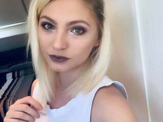 エロティックなビデオチャット nice-eveline