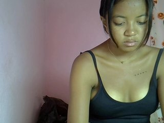 エロティックなビデオチャット Nickylouama